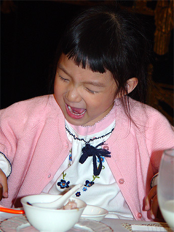 20031116_lara_02.jpg