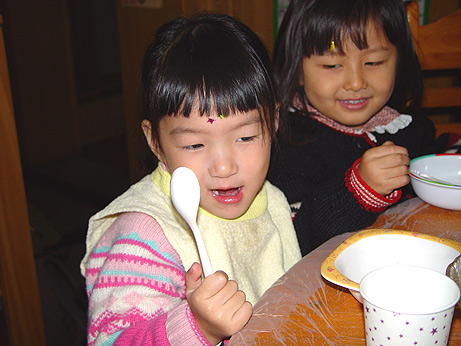 20031206_lara_01.jpg